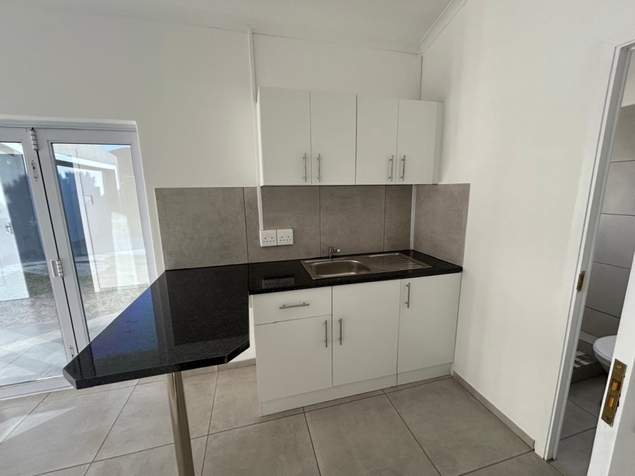 2 Bedroom Property for Sale in Bothasig Western Cape